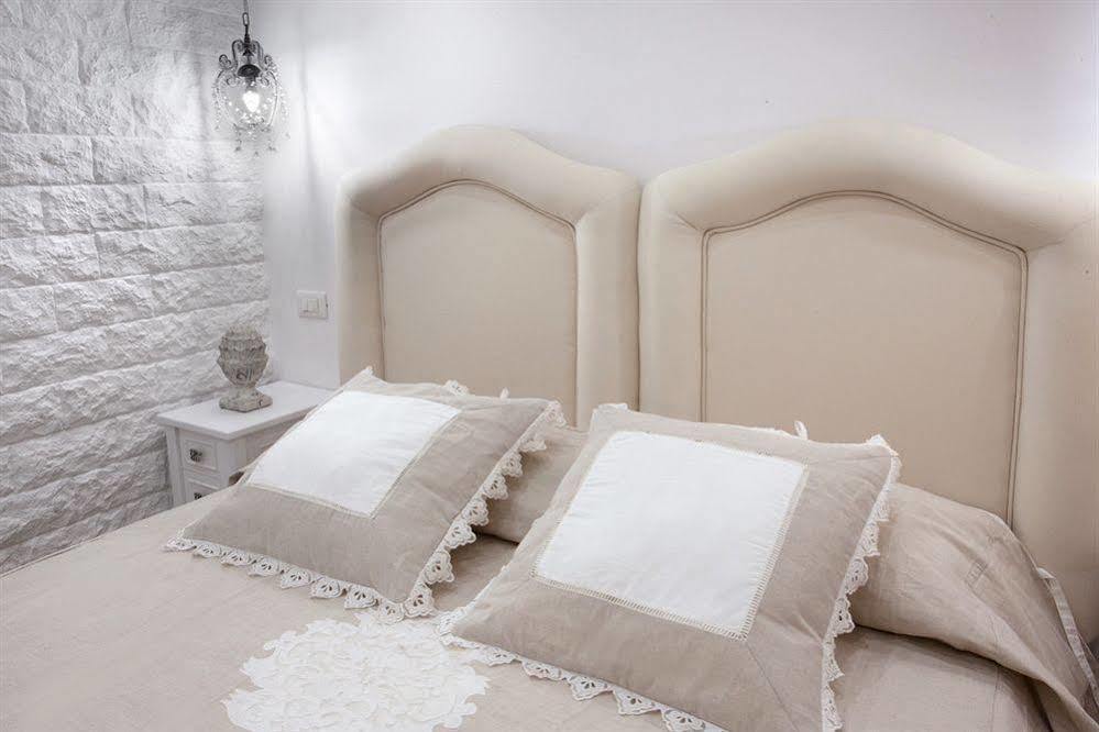 Domus Rosa Bed and Breakfast Napoli Eksteriør billede